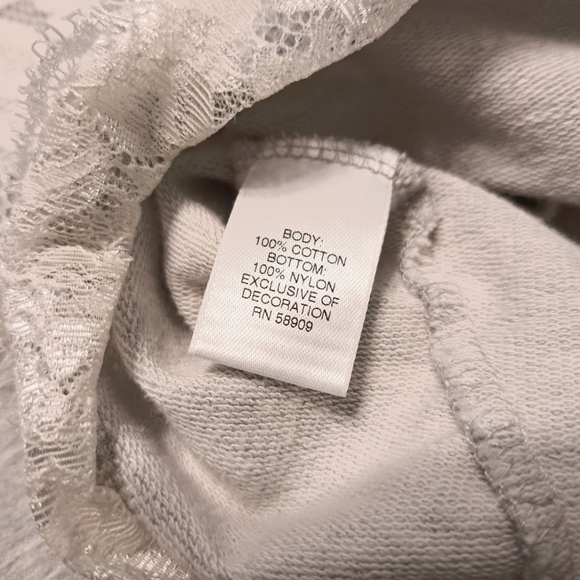 Chelsea & Violet Sweatshirt Size S - Picture 9 of 9